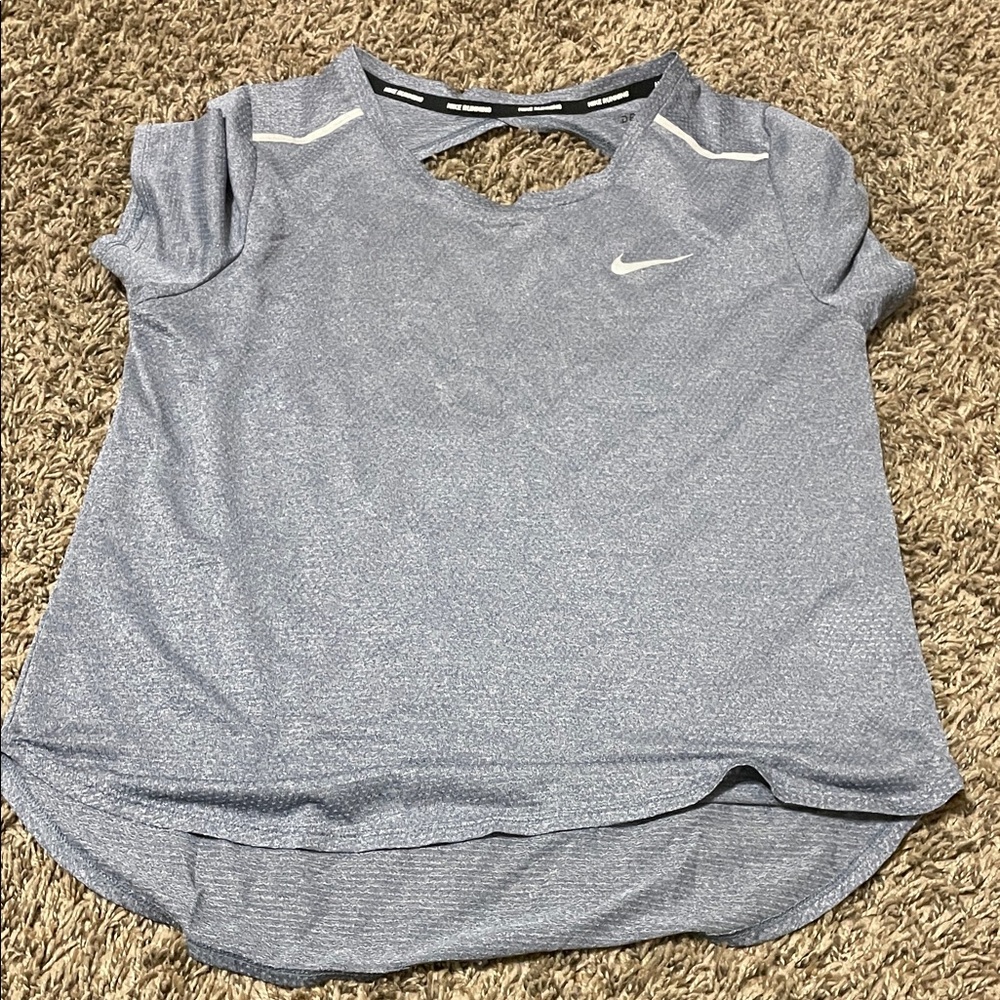 Nike Women's Heather Gray Short-Sleeve Performance Tee with Front Cutout